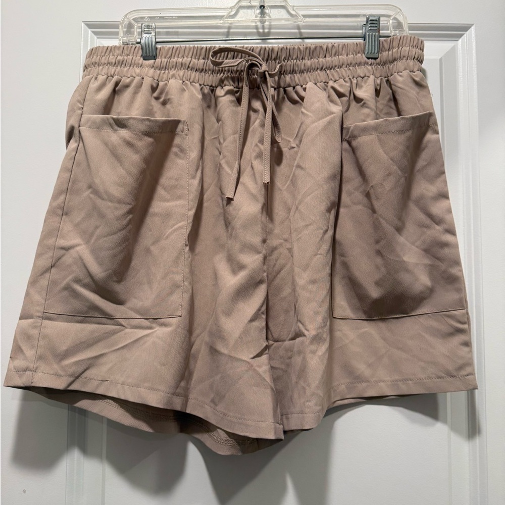 Women's Elastic-Waist Drawstring Shorts size 2x